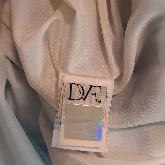 Diane Von Furstenberg Floral Dress - Picture 5 of 11